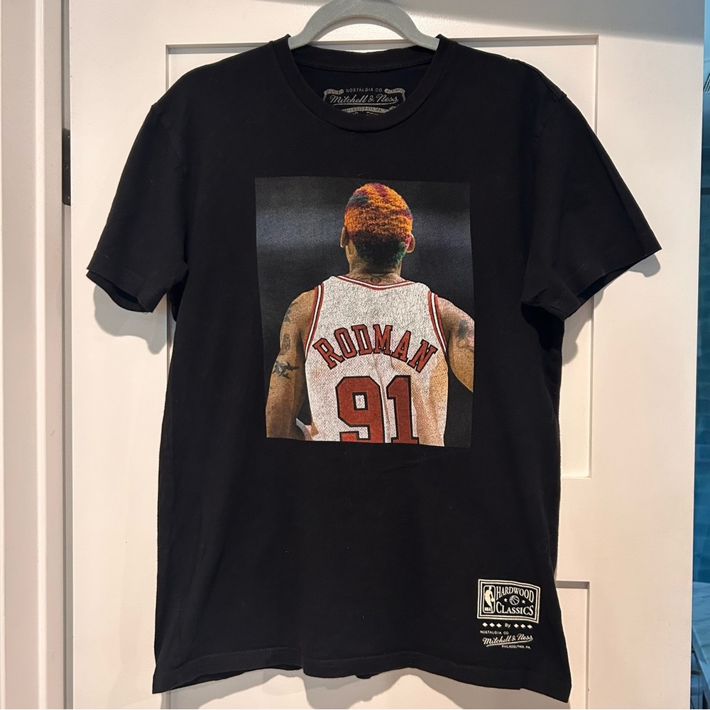 Mitchell & Ness Hardwood Classics Mens’ Rodman T-Shirt